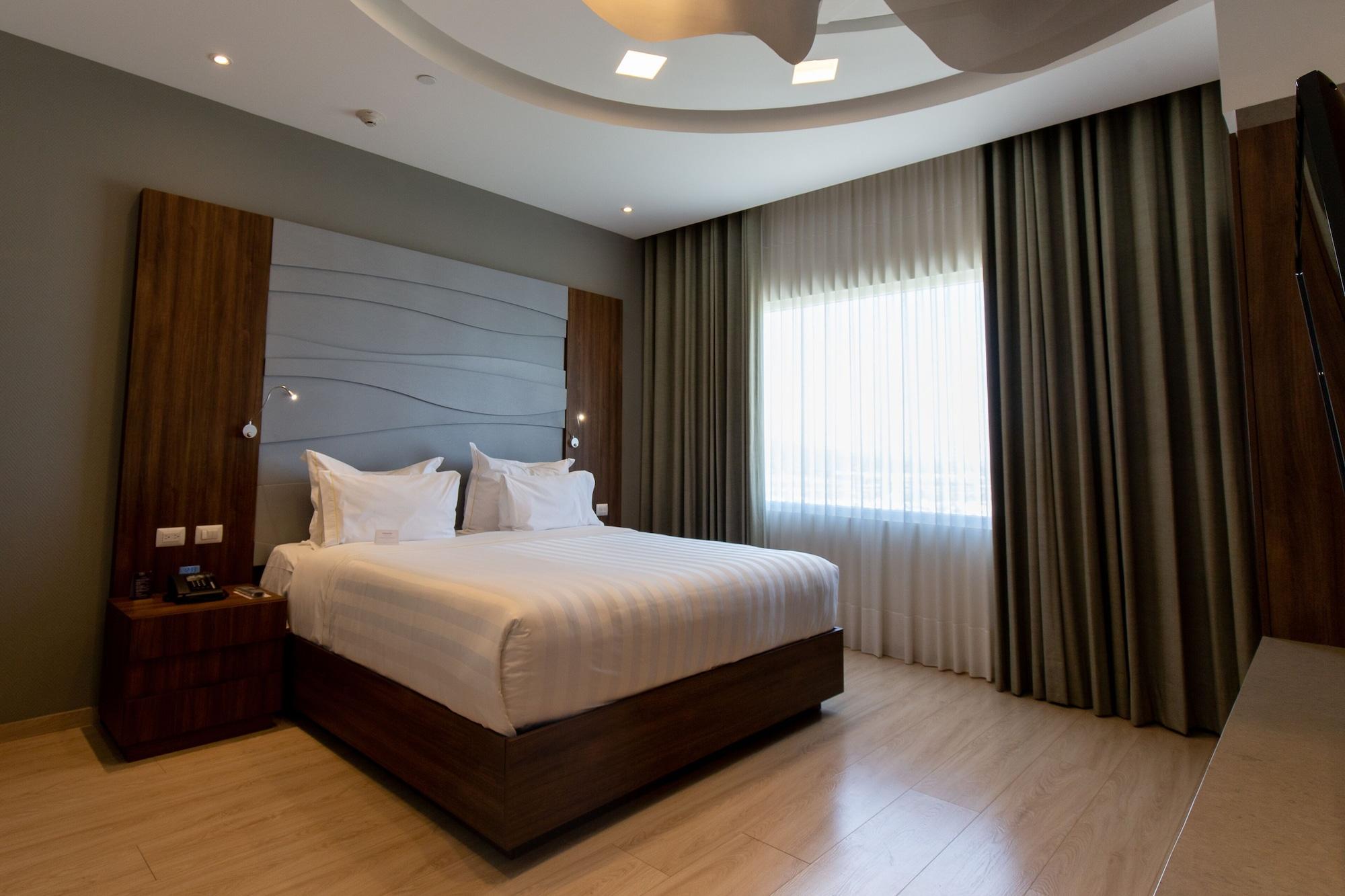Hs Hotsson Hotel Irapuato Exterior foto