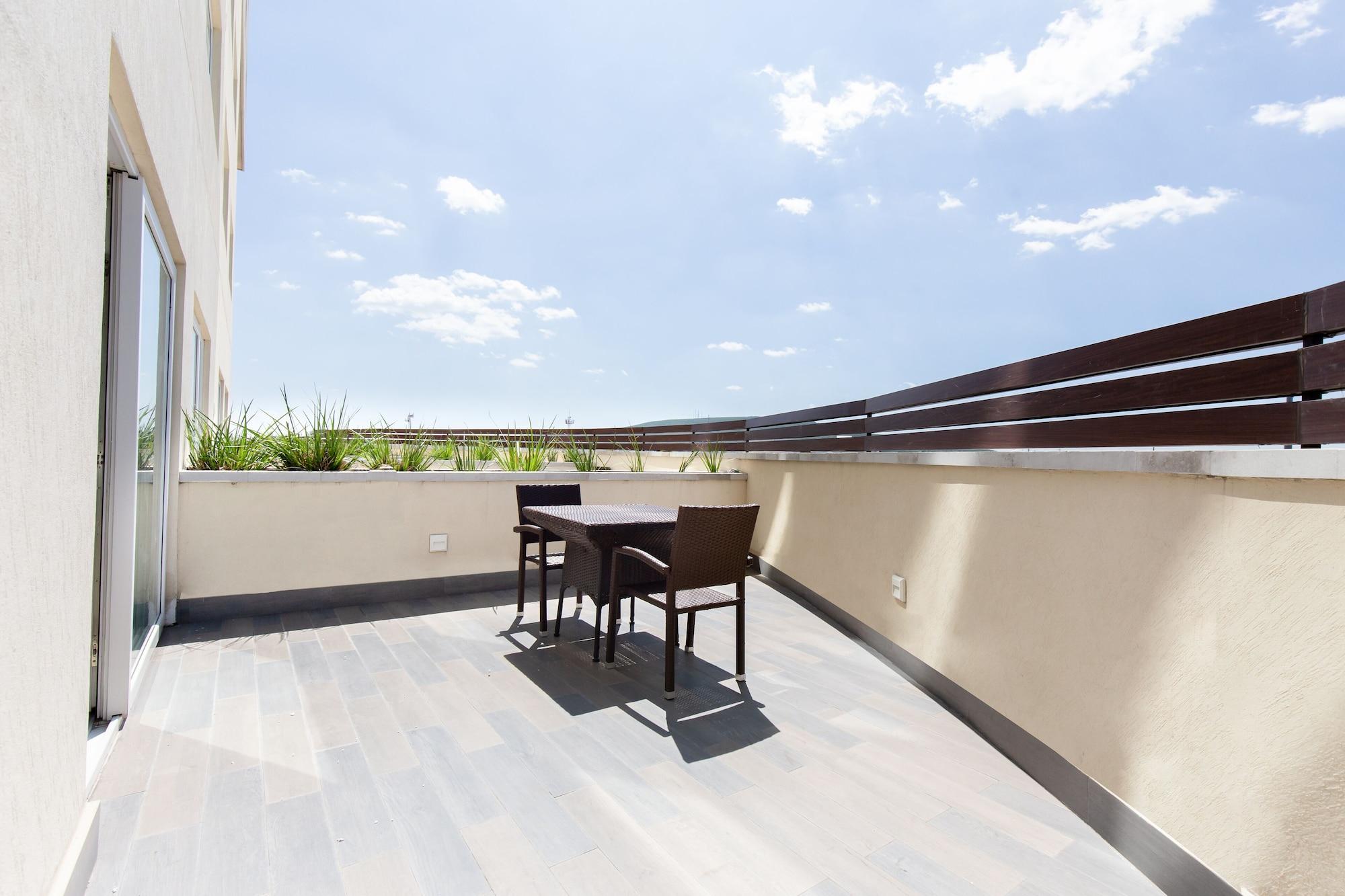 Hs Hotsson Hotel Irapuato Exterior foto
